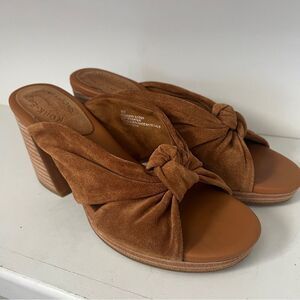 Kork-Ease Haya heeled sandals in tan camel suede Women’s Size 9